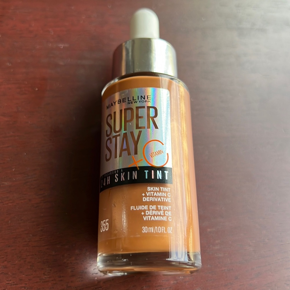 Maybelline  SUPER STAY® UP TO 24HR SKIN TINT
